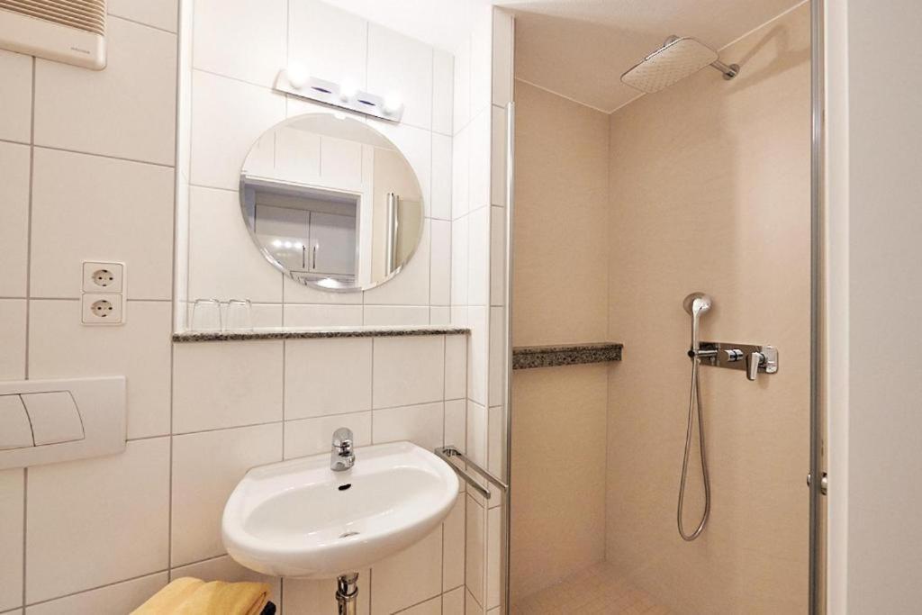 Gaestehaus Schiff Meersburg Δωμάτιο φωτογραφία
